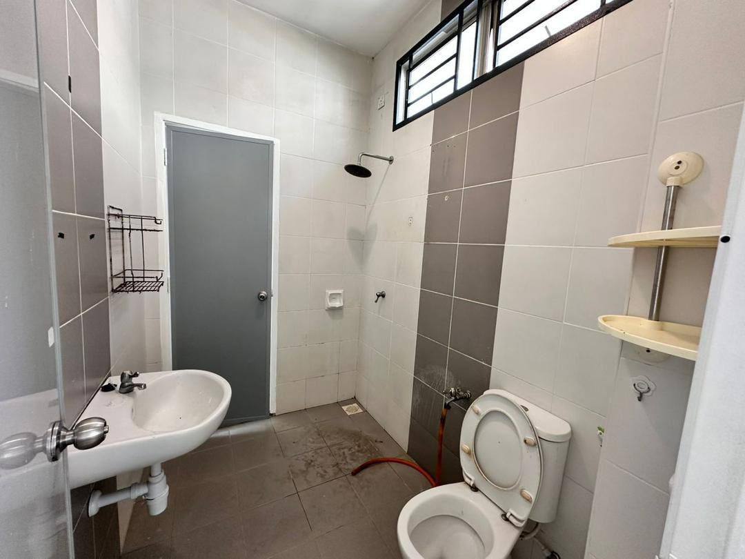 Double Storey Nusa Sentral 9