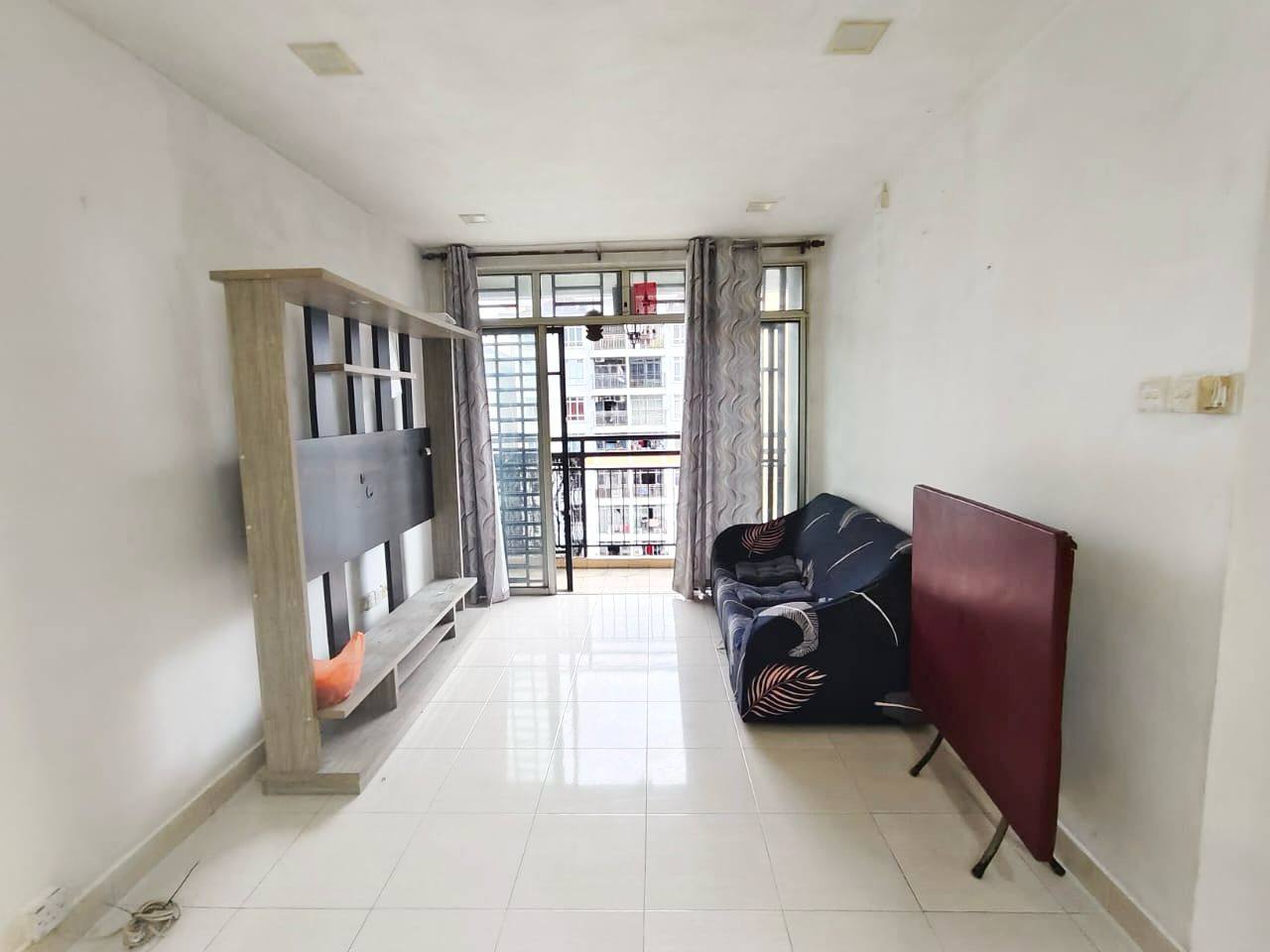 Condo Kipark Tampoi – photo 1