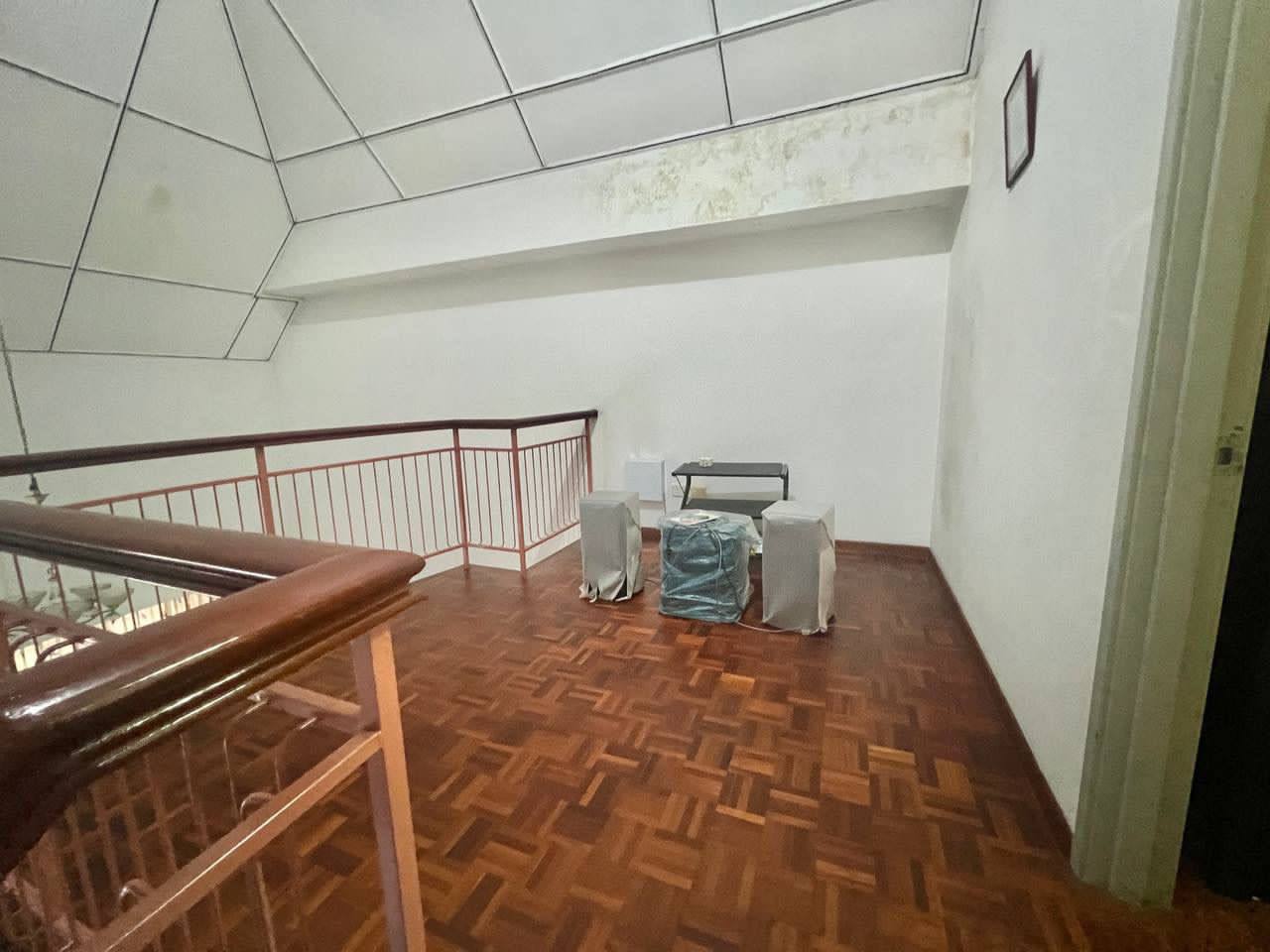 1.5 storey Jalan Pesona 13