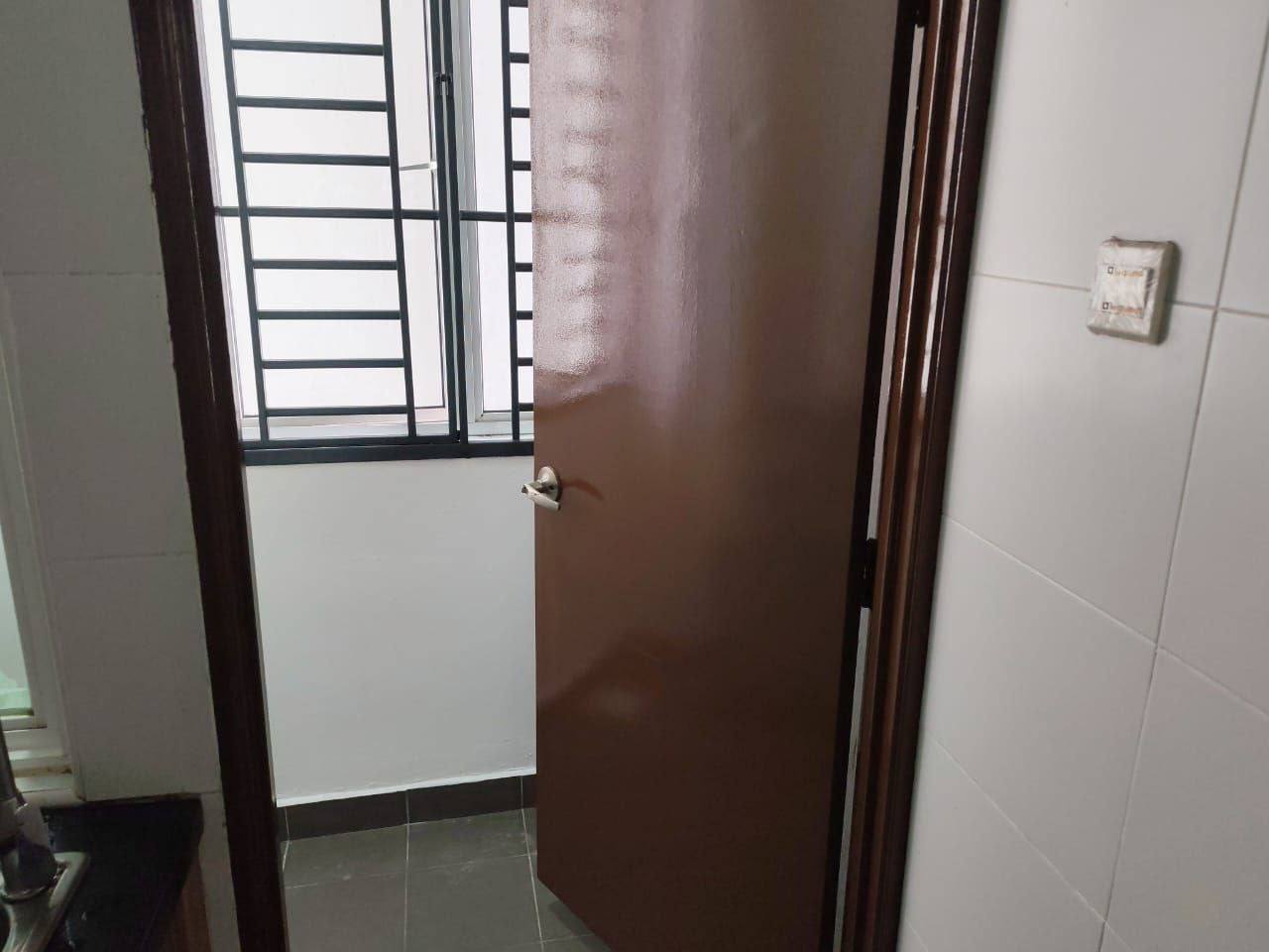 Service Apartment (Intermediate) Larkin 9