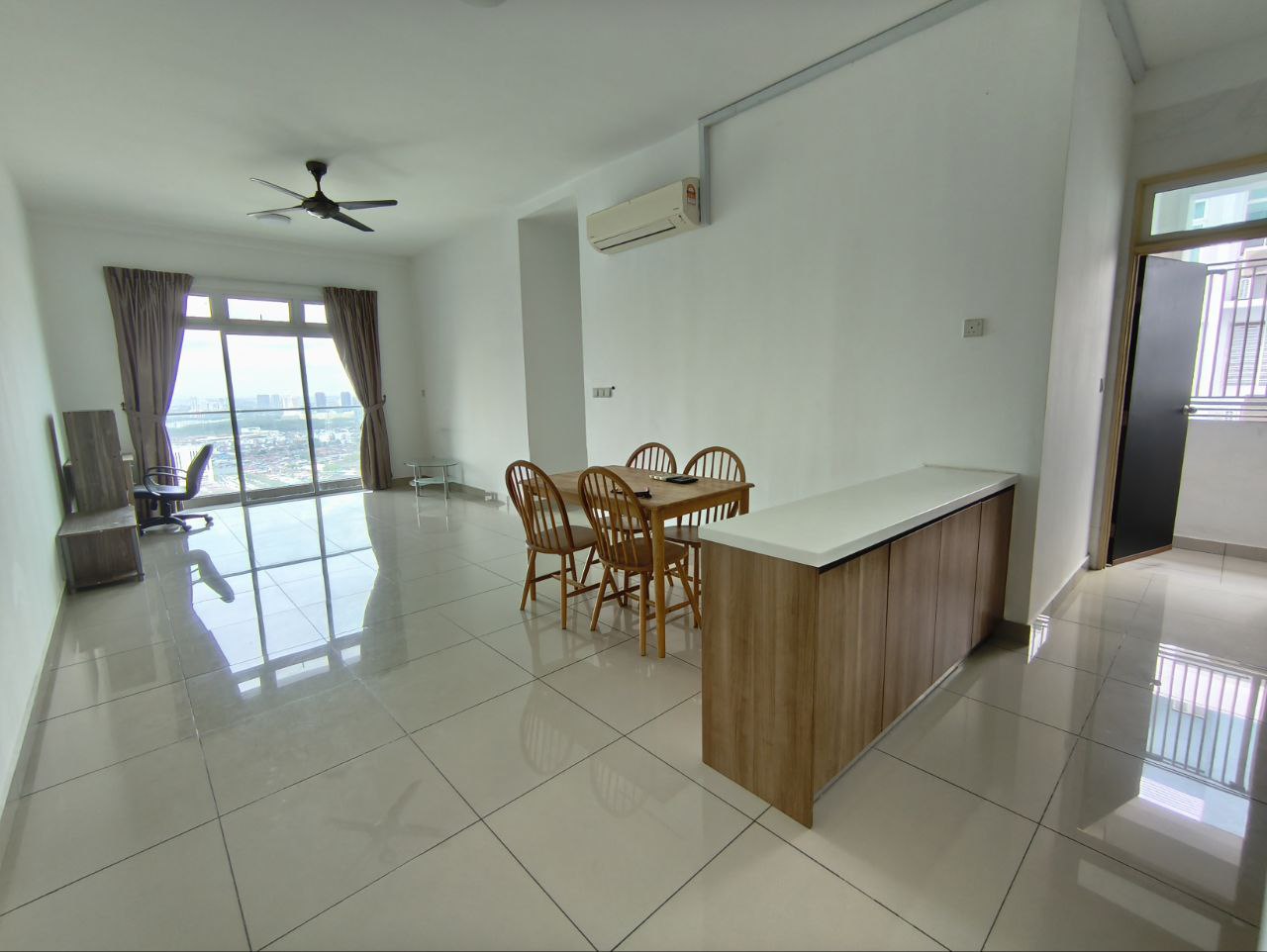 Condo Meldrum Heights