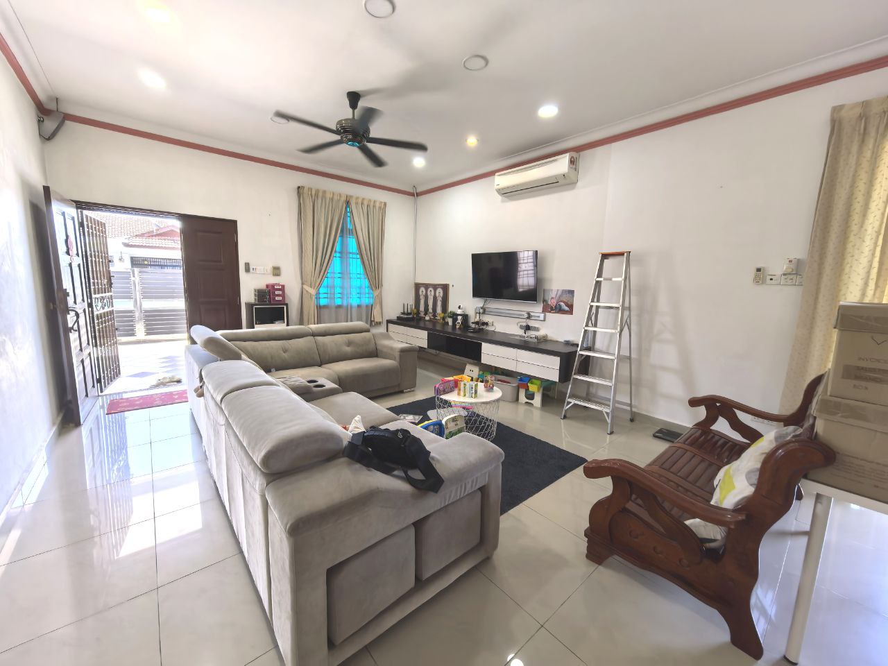 Single Storey Corner Lot Taman Setia Indah