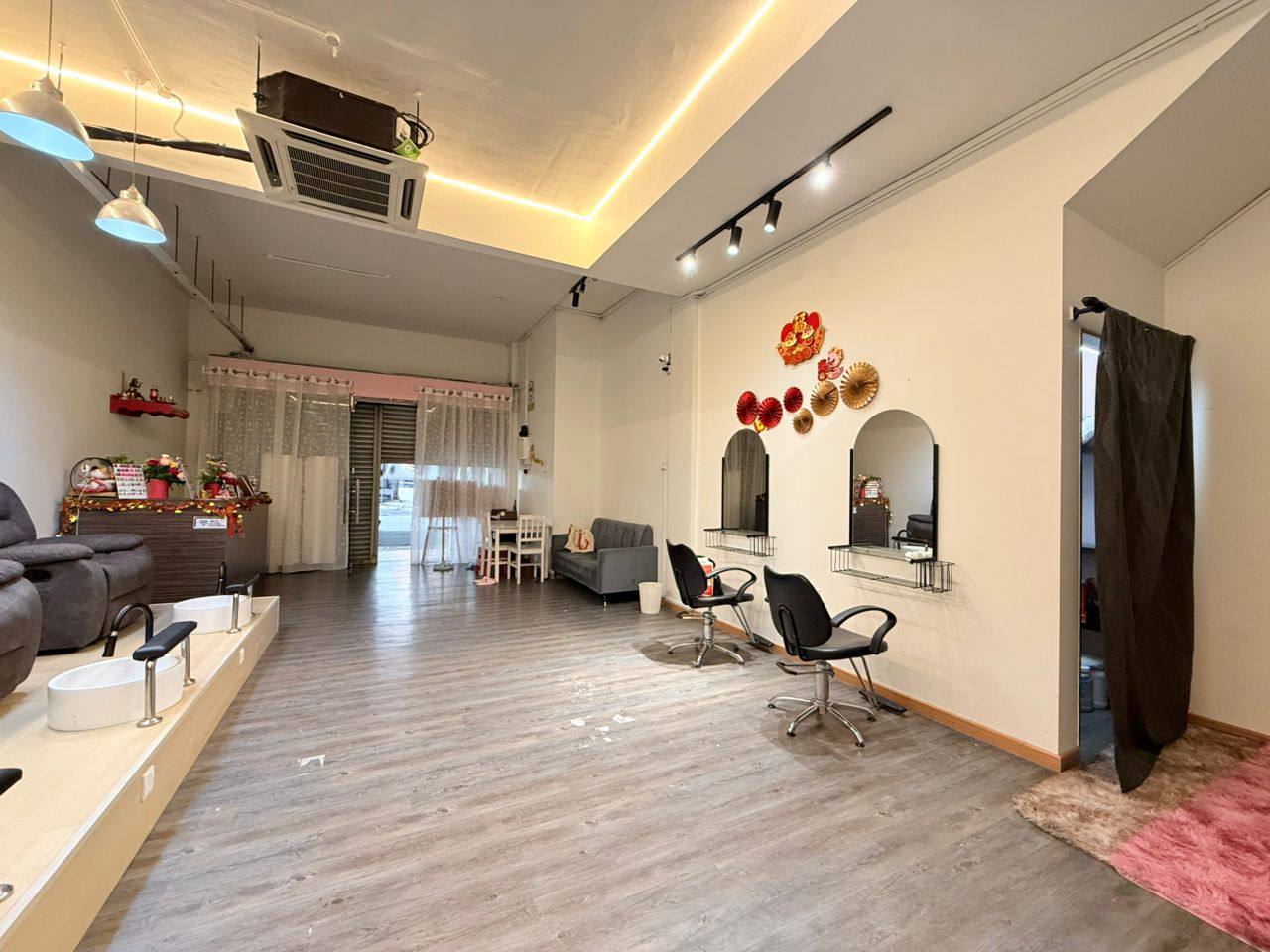 3 Storey Shop Lot Mutiara Mas