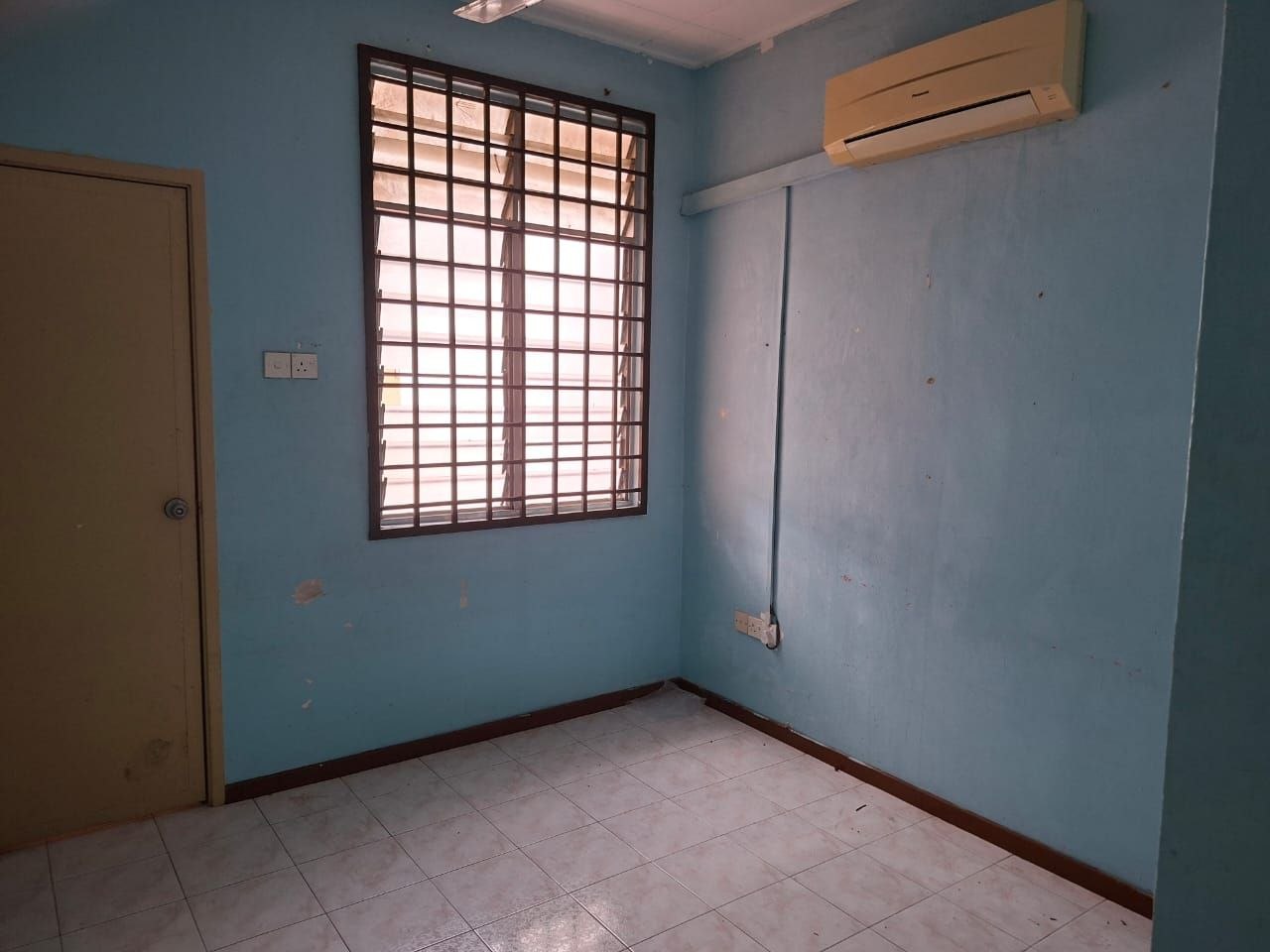 Double Storey Jalan Bandar Seri Alam Masai 11
