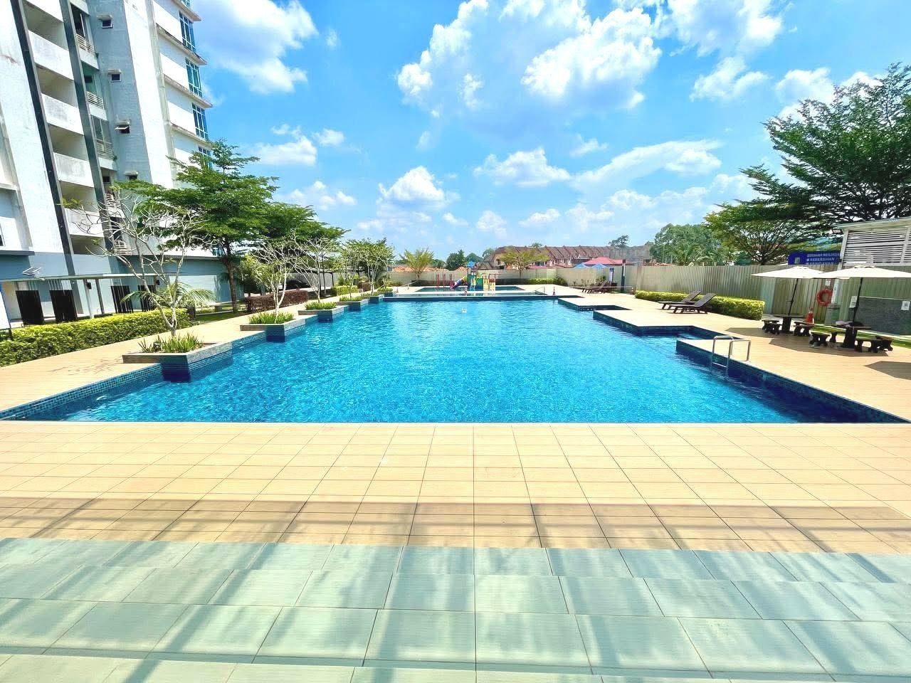 Serviced Apartment Senai Garden 2