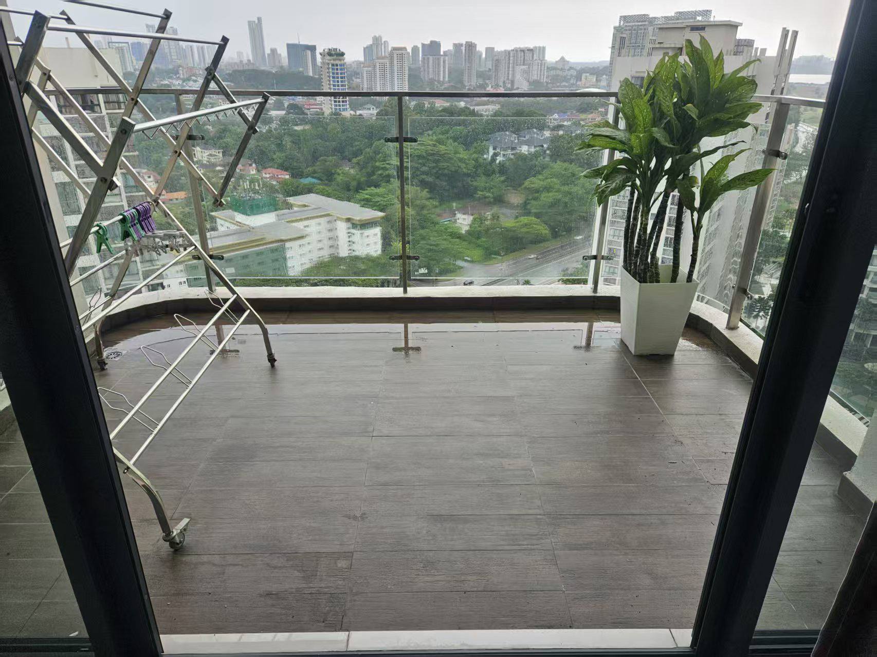 Condo Bay Point @ Country Garden Danga Bay 3