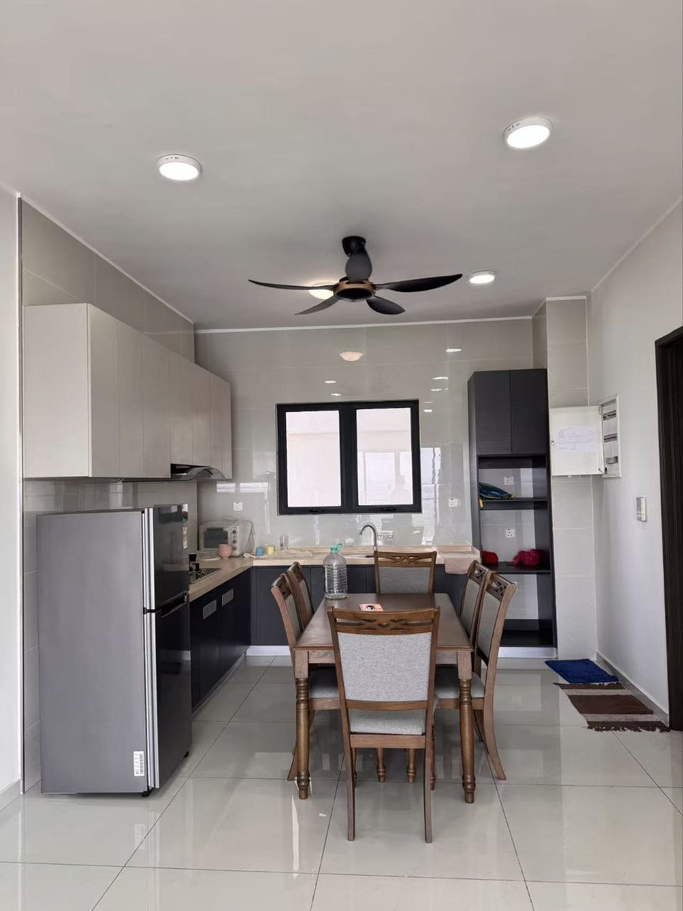 Condo Amberside Country Garden Danga Bay – photo 1