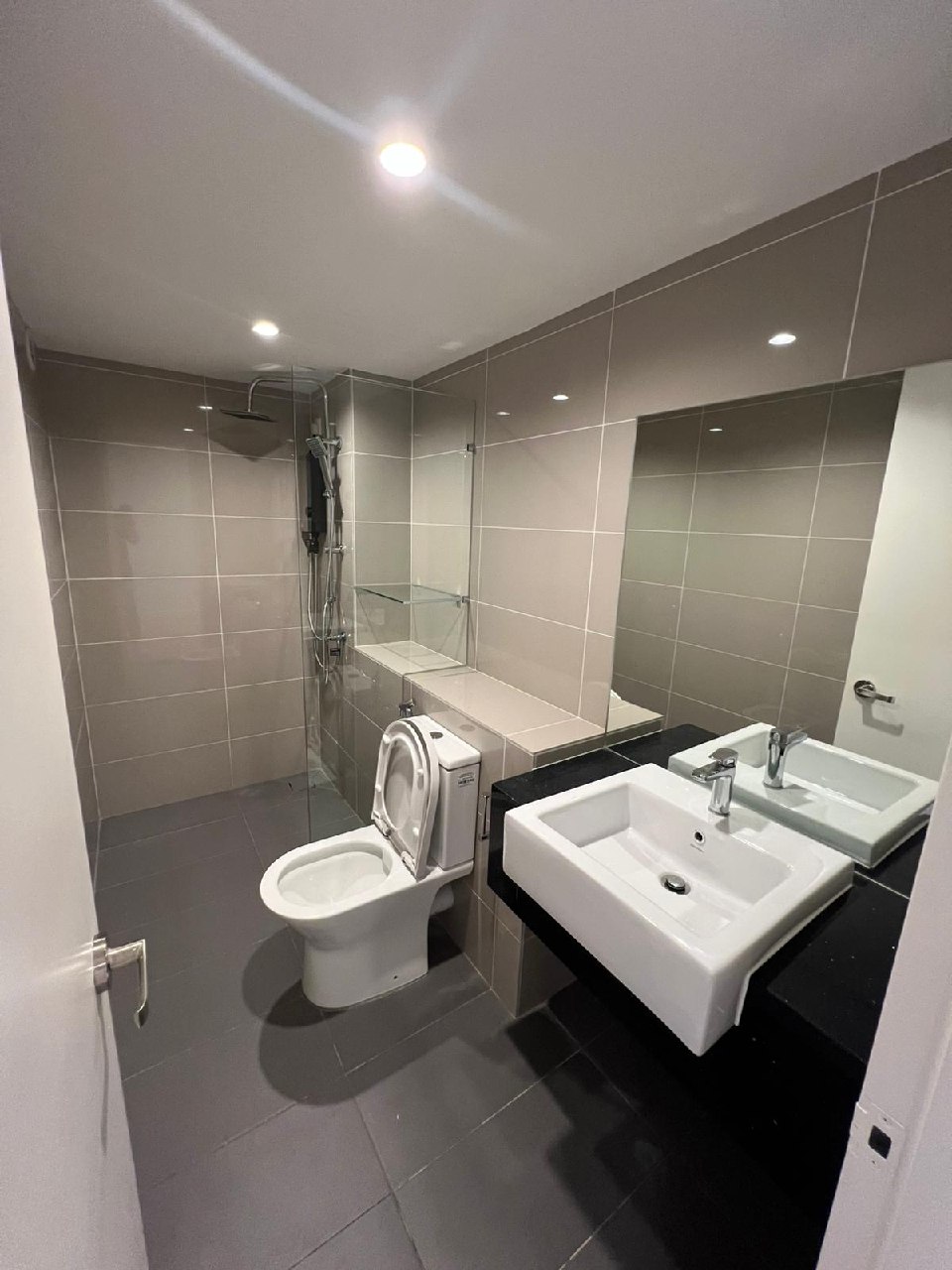 Loft Unit Jalan Medini Selatan 3 9