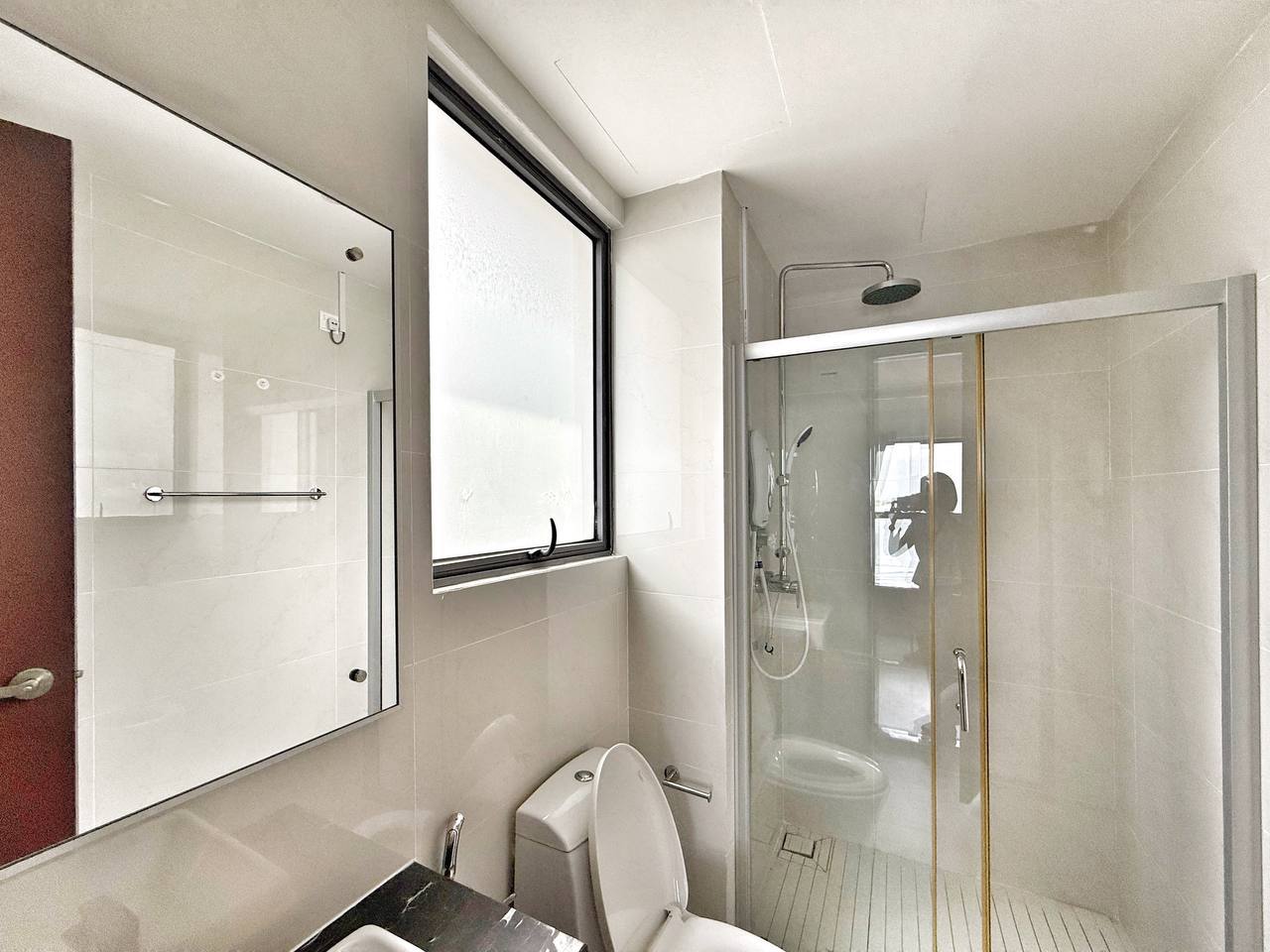 Condominium Country Garden Danga Bay 9