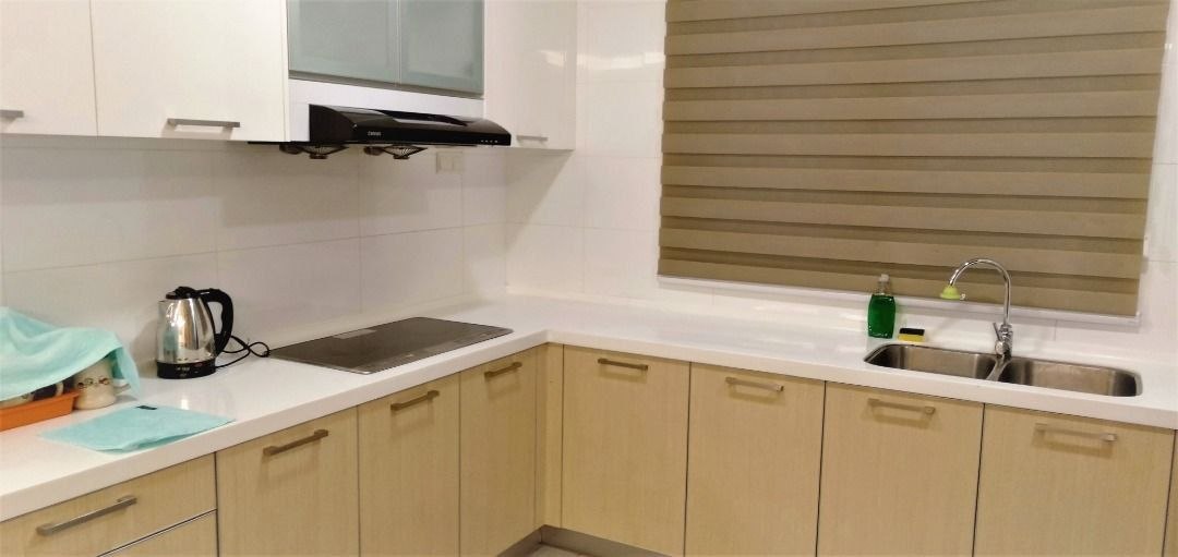 Condominium Molek Pine 4 10