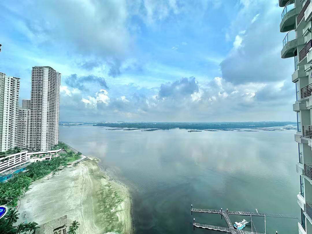 Condo Country Garden Danga Bay 4