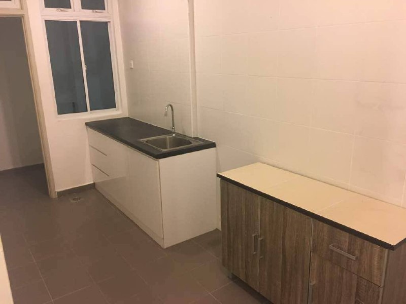 Service Apartment Senai Garden 5