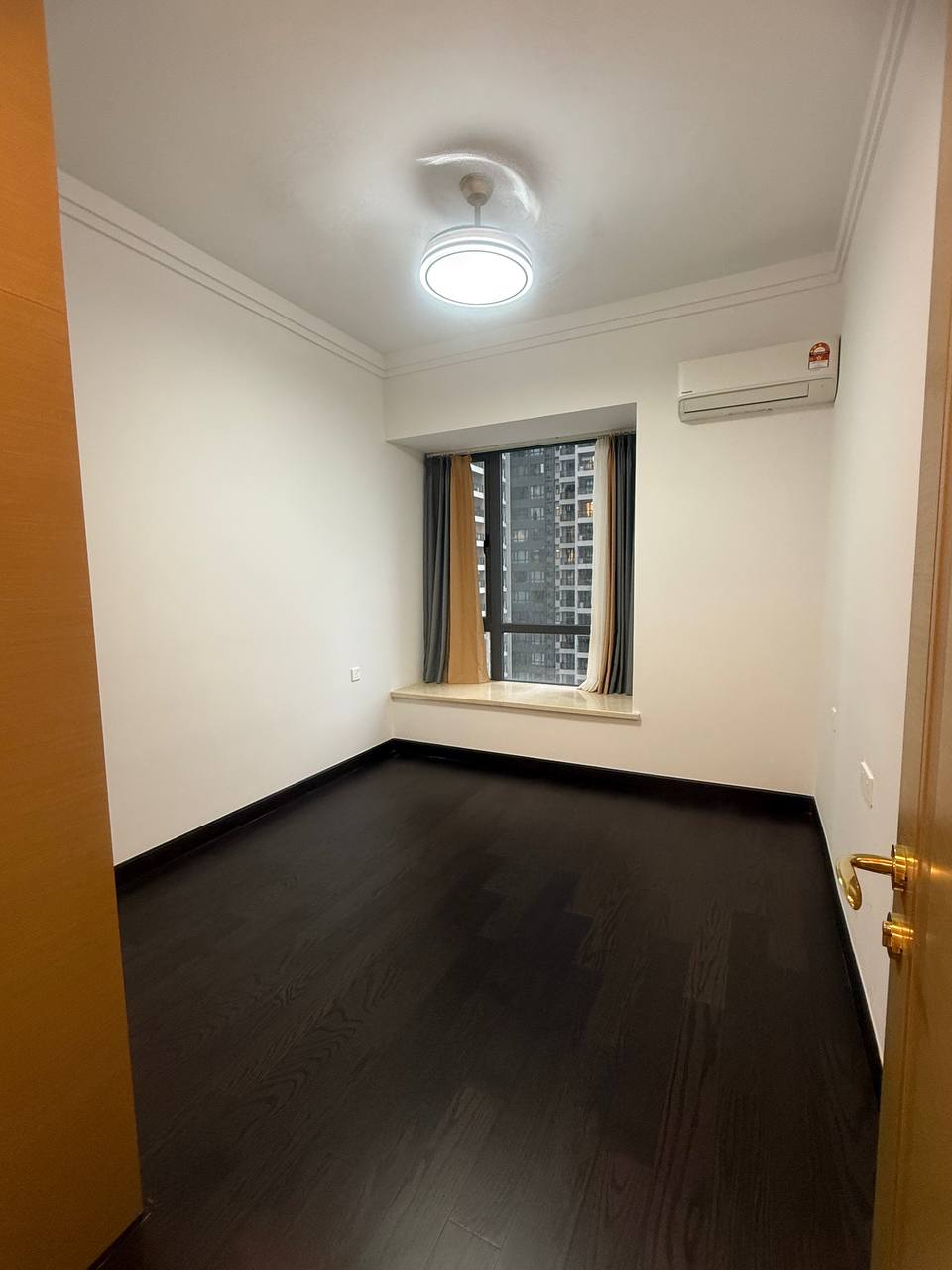 Condominium R&F Princess Cove Phase 2 11