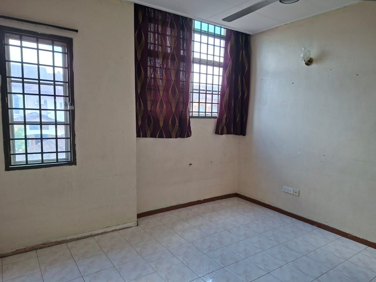 Double Storey Jalan Bandar Seri Alam Masai 4