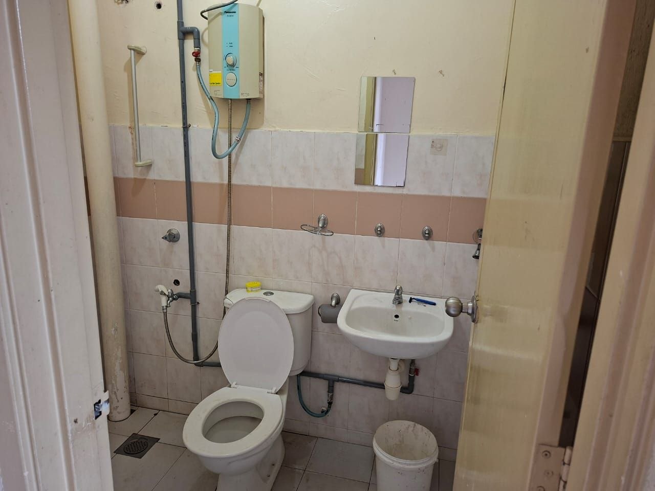 Double Storey Jalan Bandar Seri Alam Masai 11