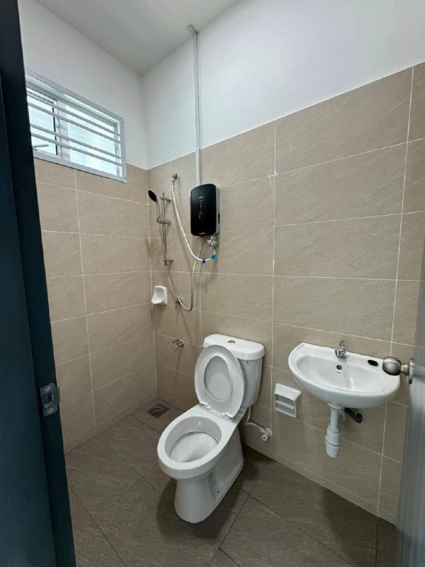 Double Storey Terrace Bandar Dato Onn 10