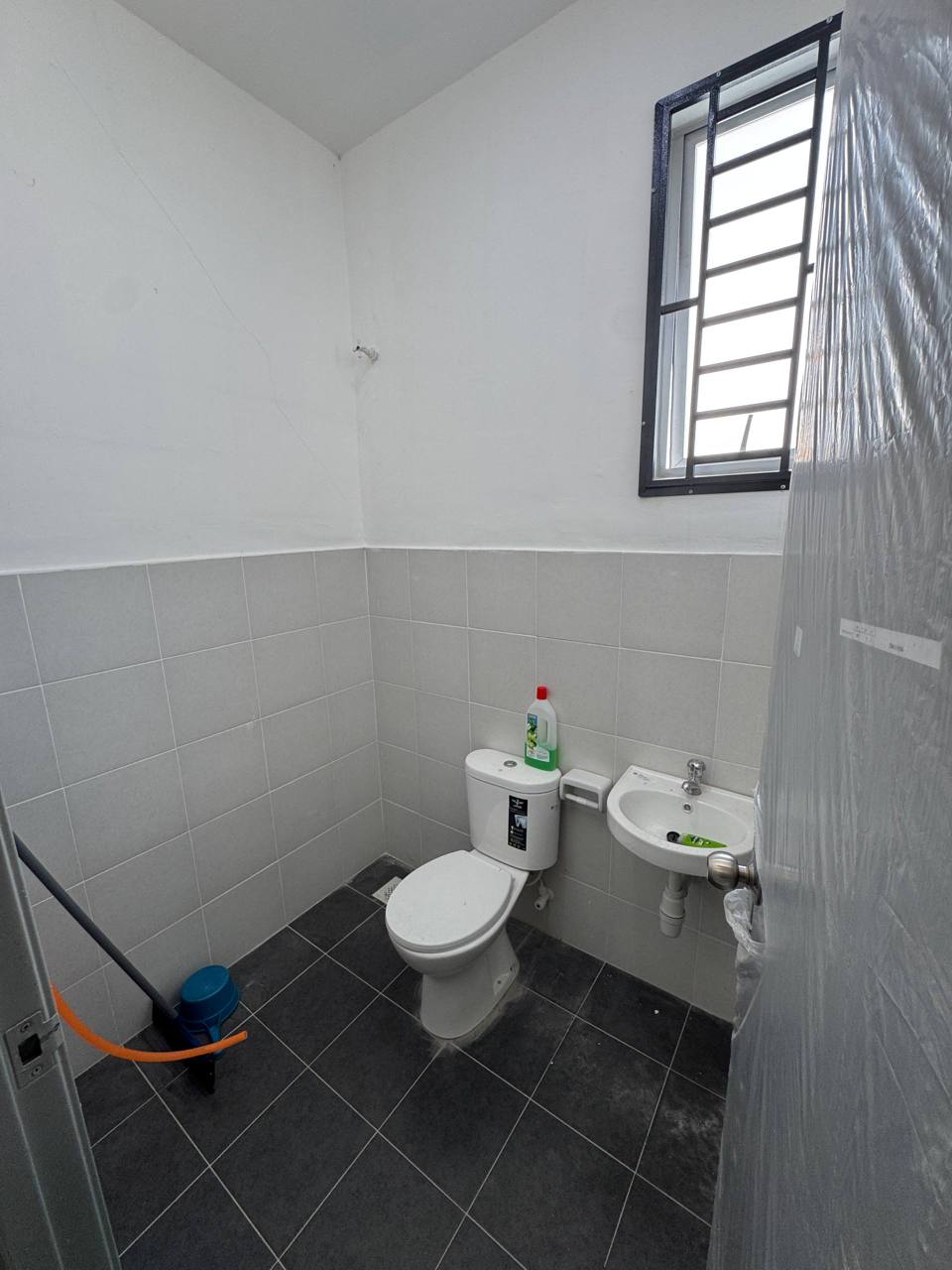 Double storey terrace house Pulai Mutiara 8