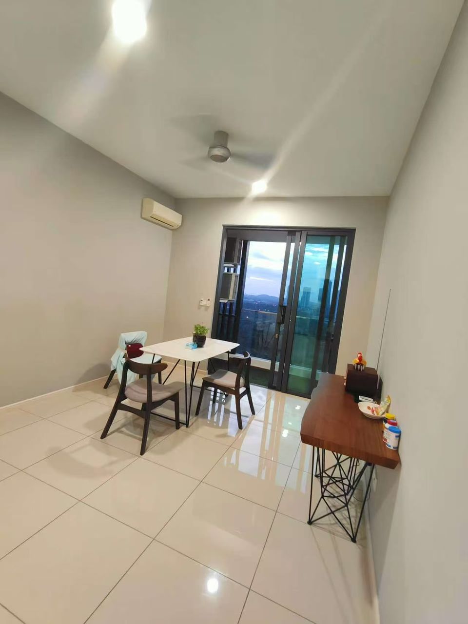 Condominium Elysia Park Residence 2