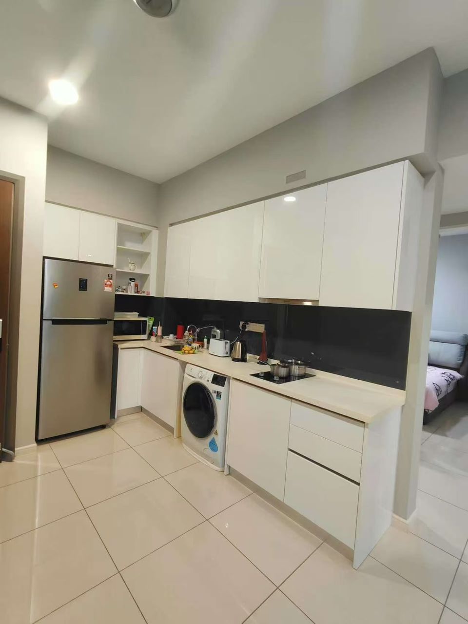 Condominium Elysia Park Residence 3