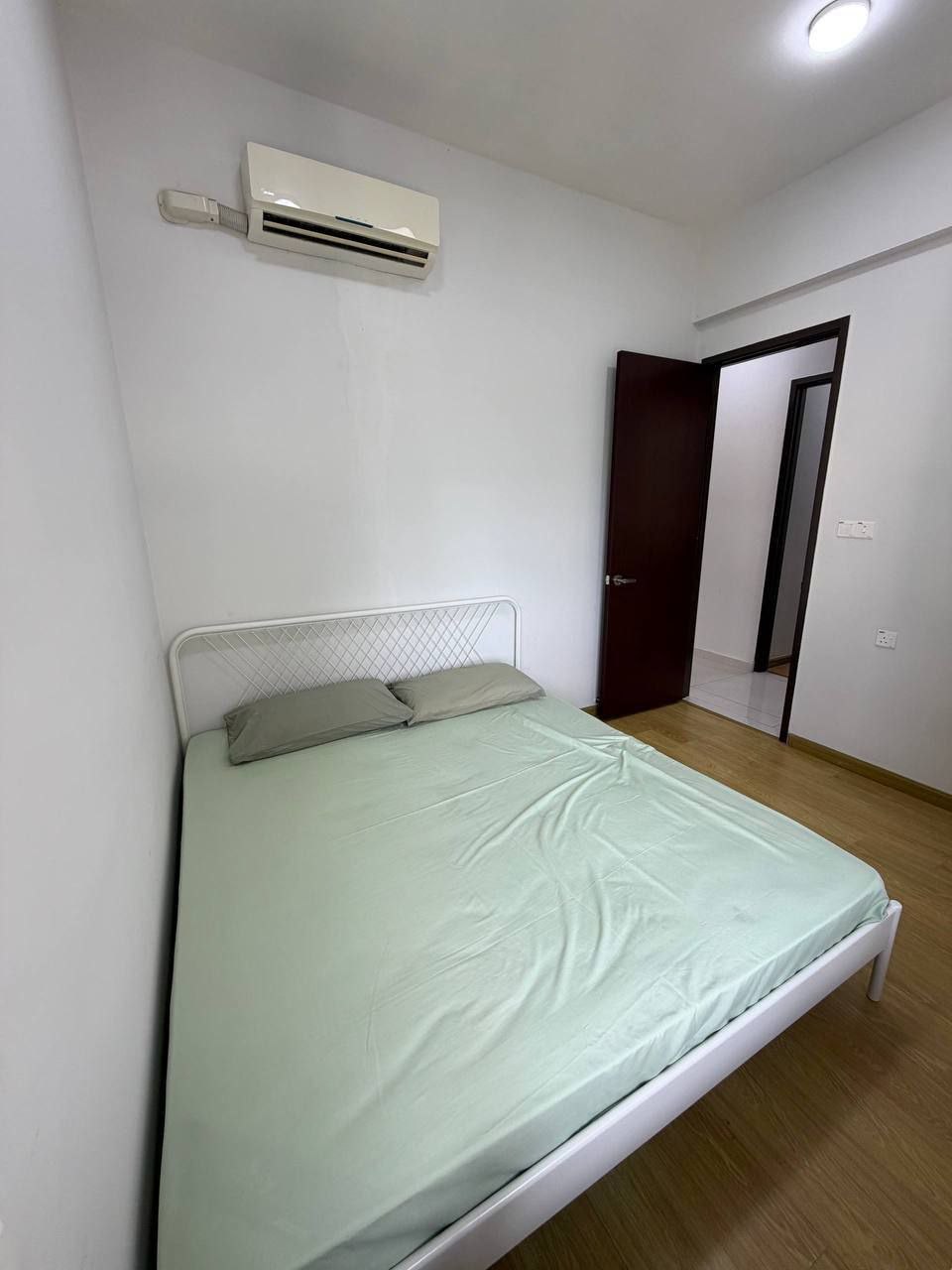 Condo Country Garden Danga Bay 6