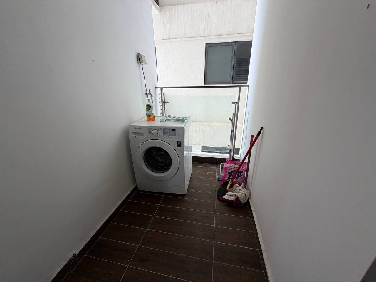 Condo Country Garden Danga Bay 7