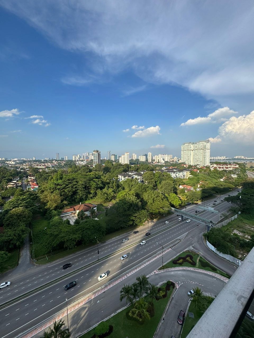 Condo Country Garden Danga Bay 10