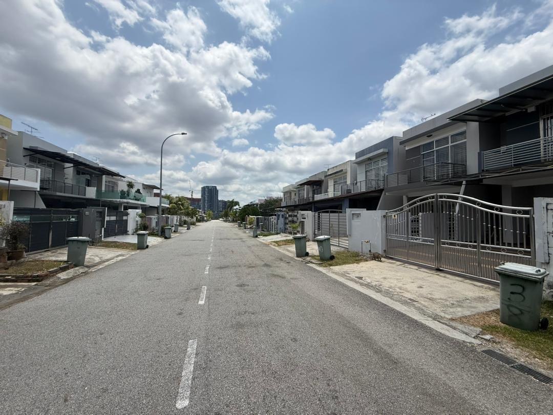 Double Storey Intermediate Taman Setia Indah 10 3