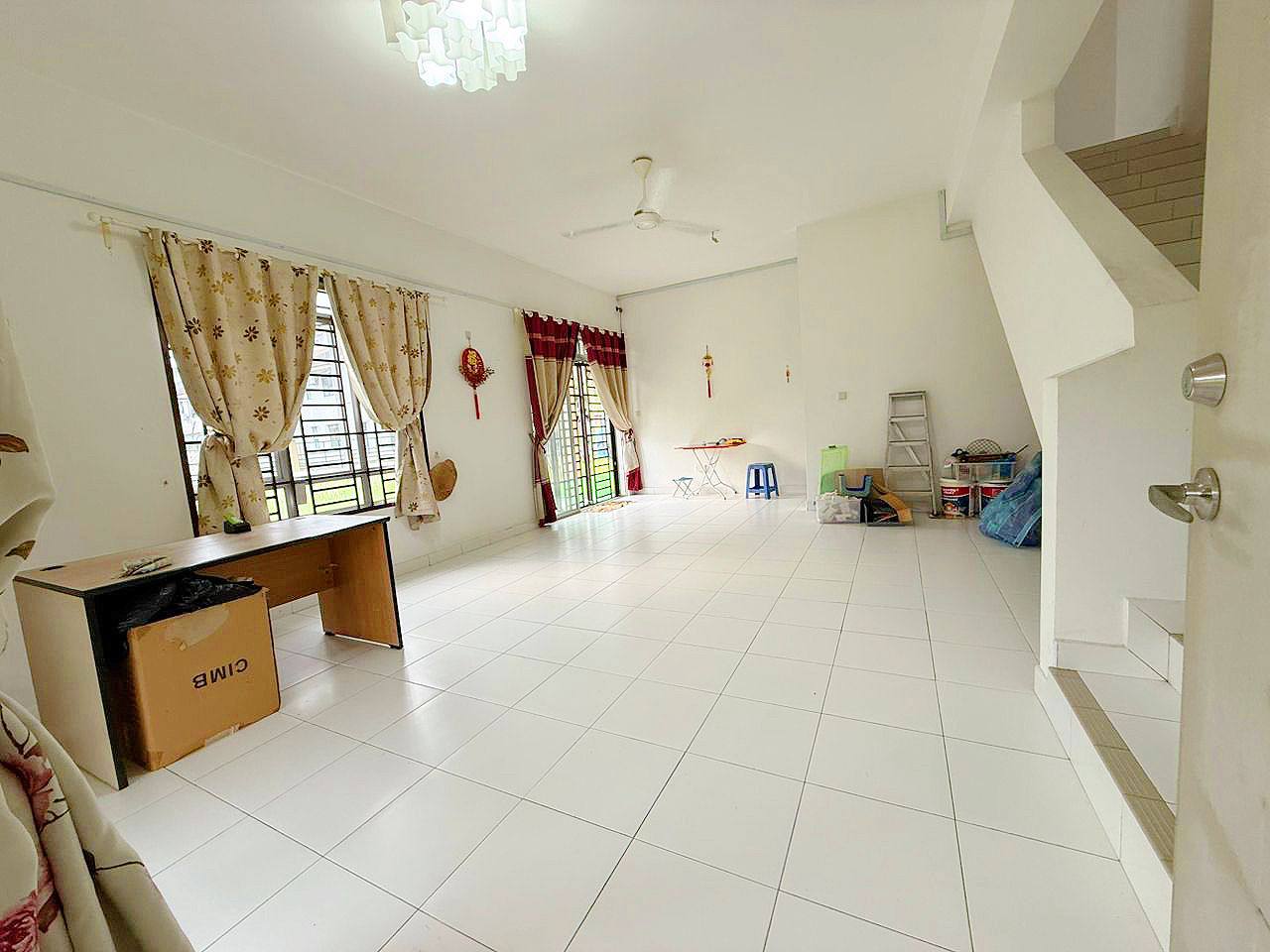 Double Storey Terrace Nusa Bayu