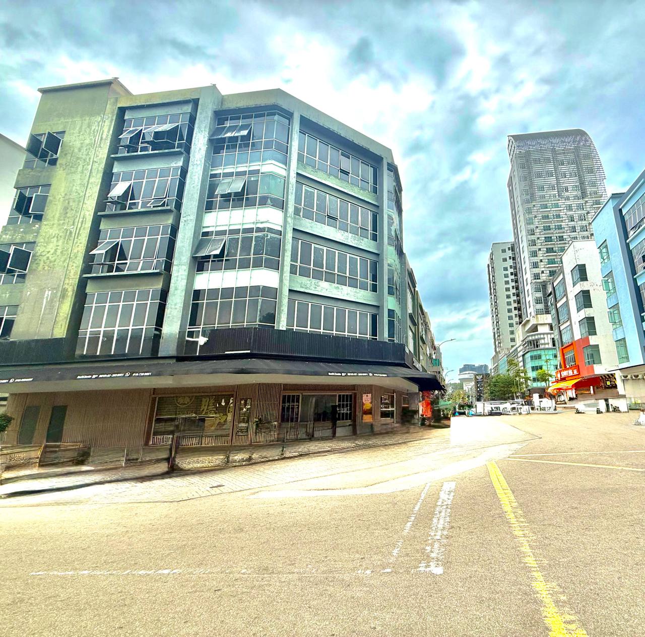 5-Storey Corner Shop Office Taman Mount Austin 2