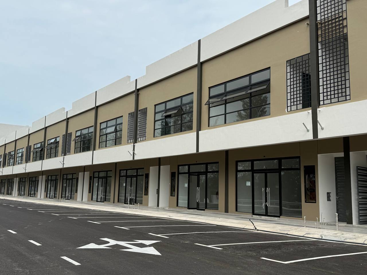 3-Storey Shop Office Horizon Square 7