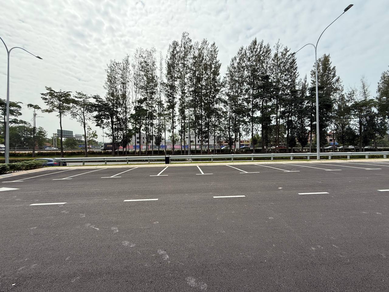 3-Storey Shop Office Horizon Square 13