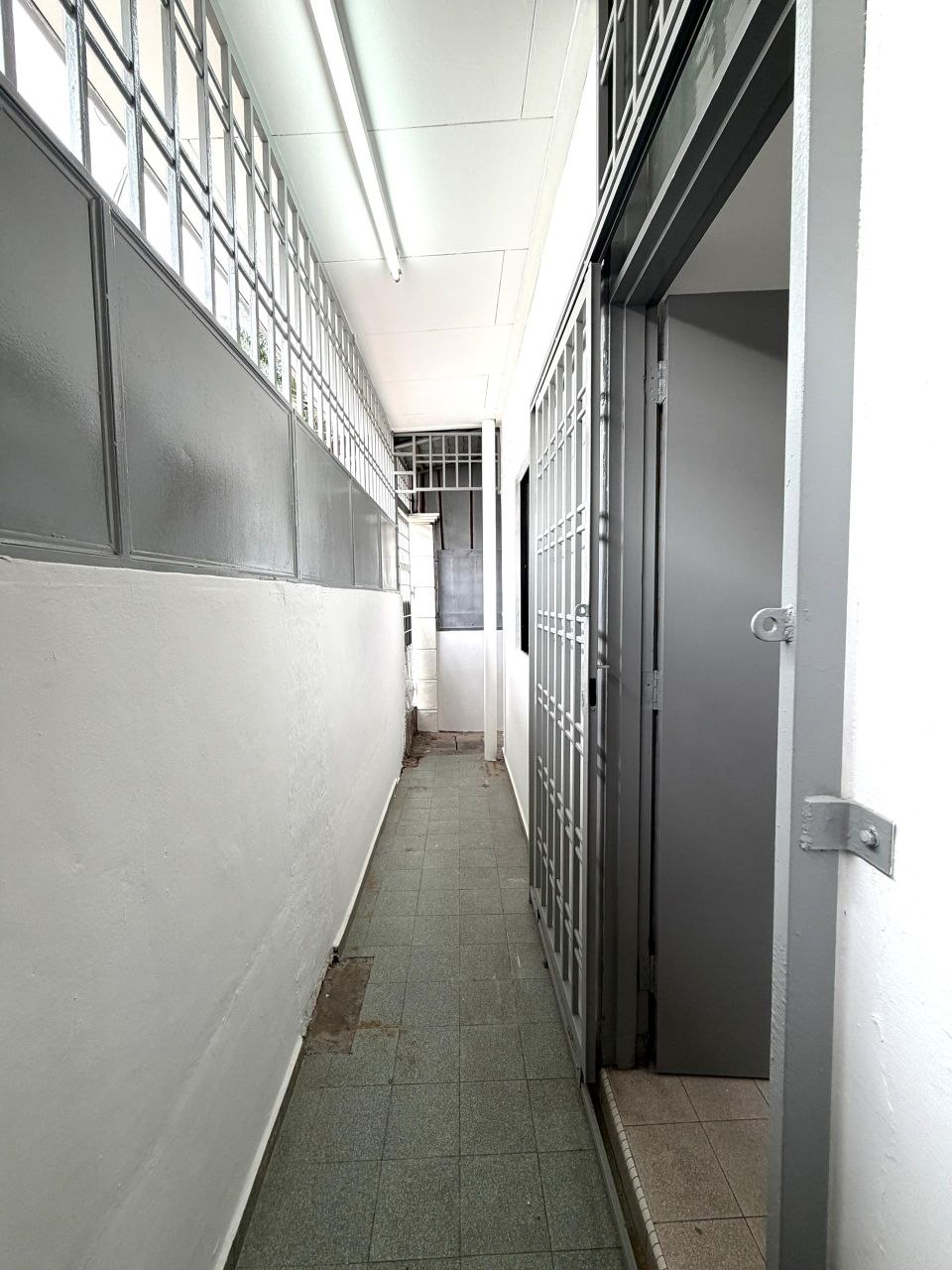 Single Storey Terrace House Ulu Tiram 13