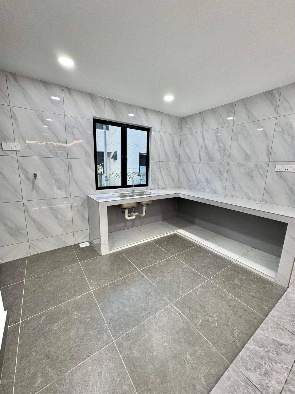 Double Storey Terrace Permas Jaya 6