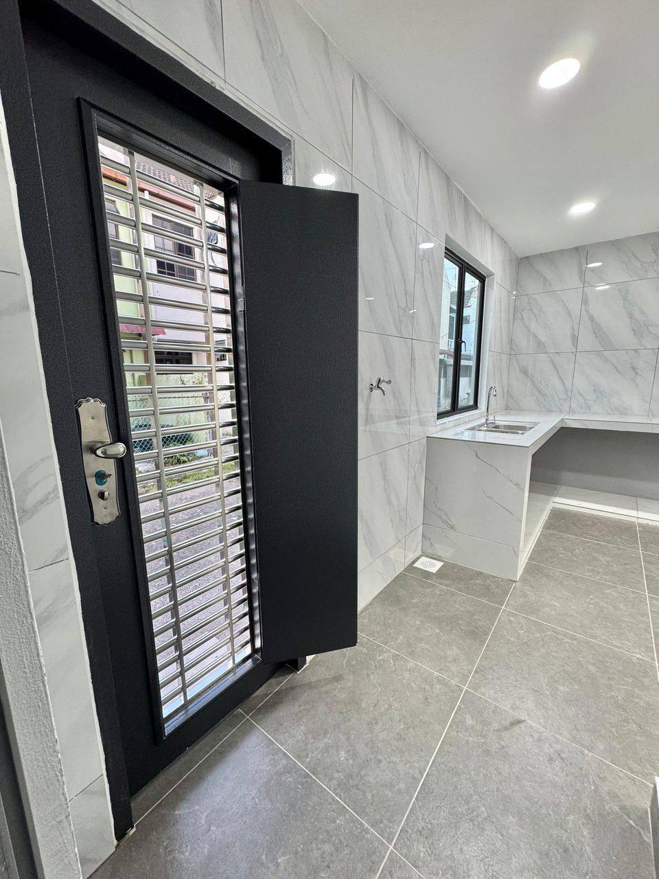 Double Storey Terrace Permas Jaya 7