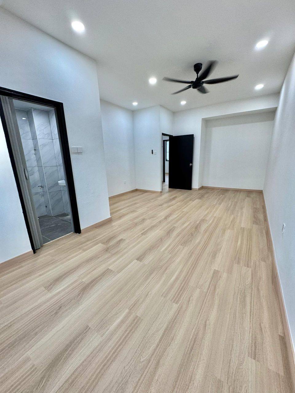 Double Storey Terrace Permas Jaya 4