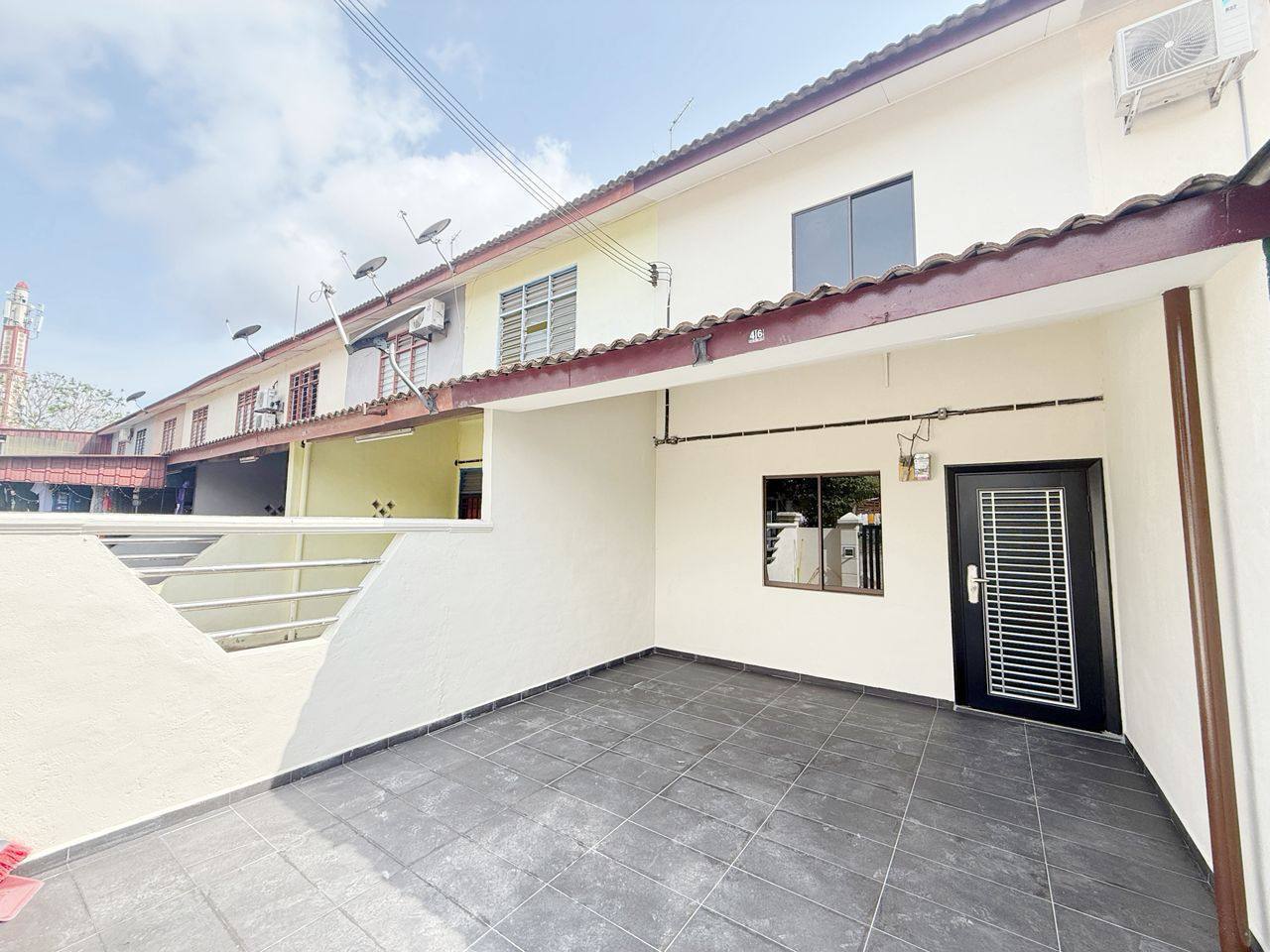 Double Storey Low Cost Puteri Wangsa 8