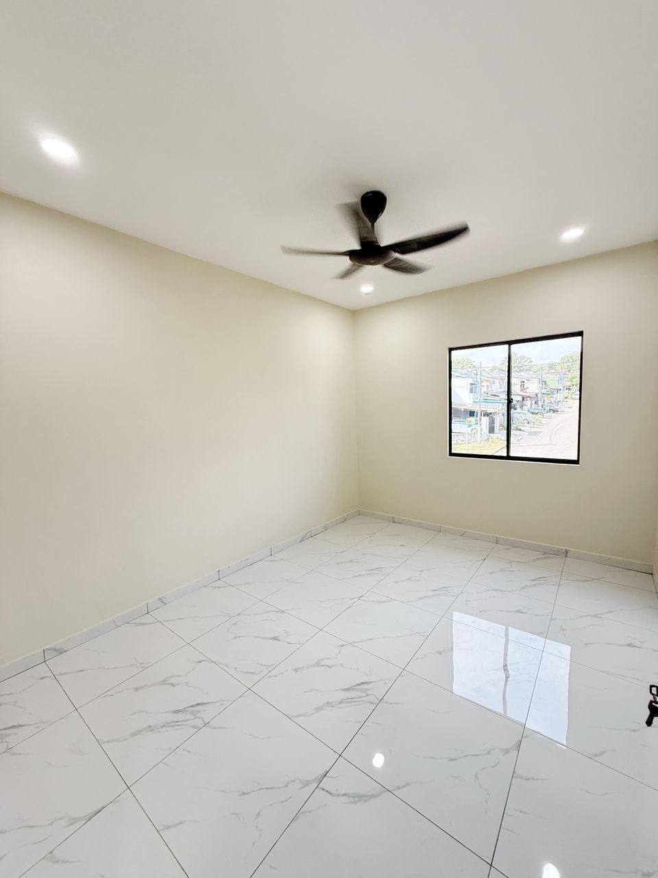 Double Storey Low Cost Puteri Wangsa 6