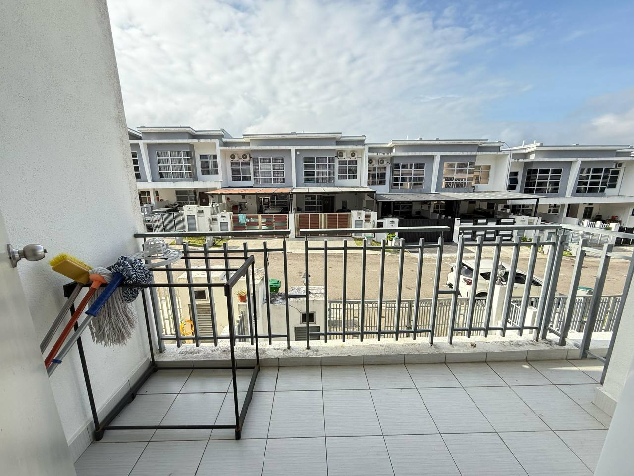 2.5 Storey Terrace House Imperial Jade Residence 4