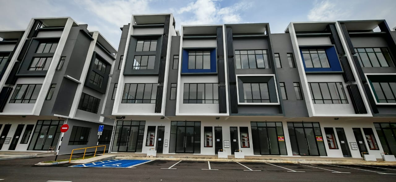 3-Storey Shop Austin Crest emerald Business Park 3 5