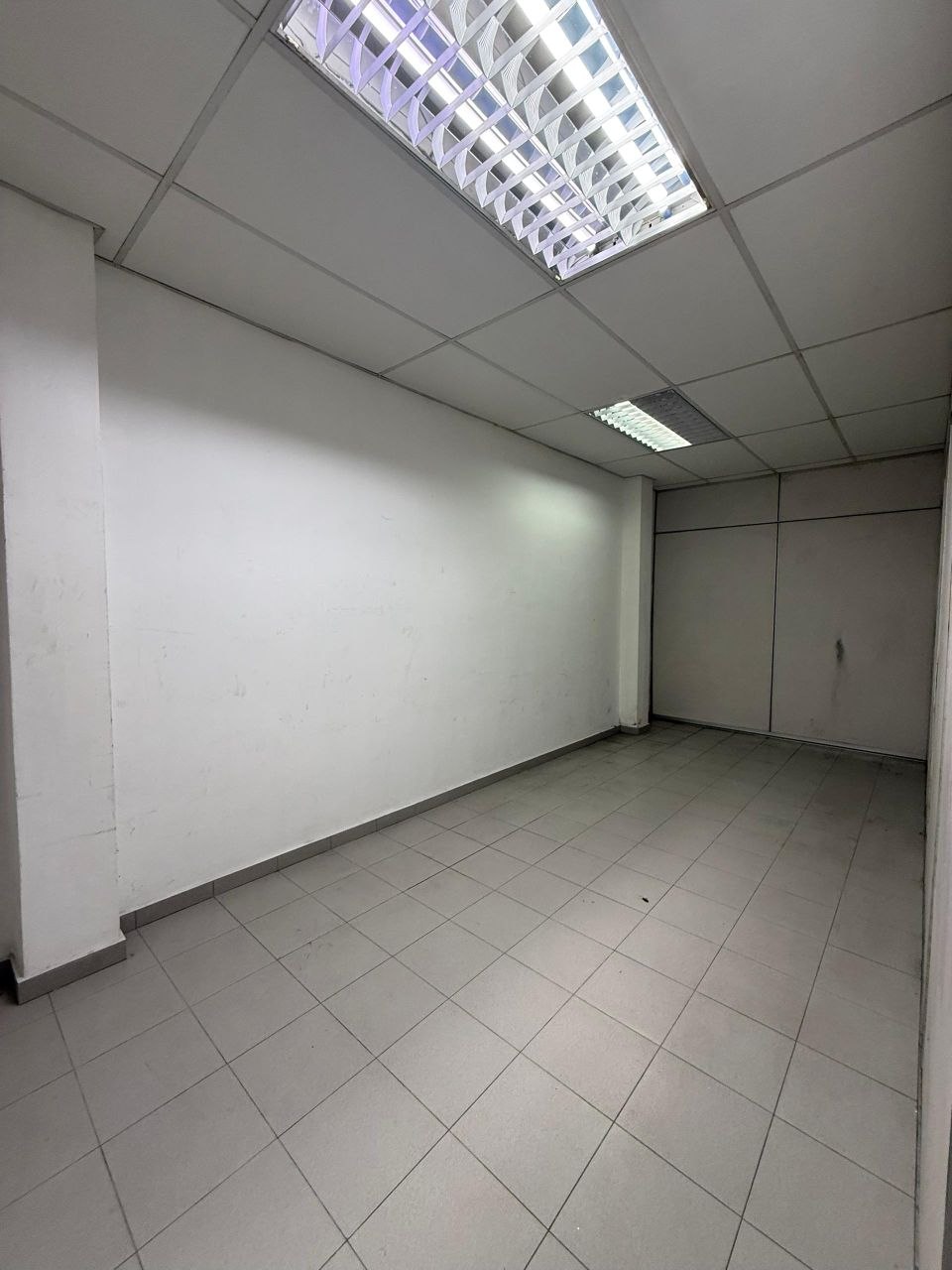 Ground Floor Intermediate Ros Merah 6