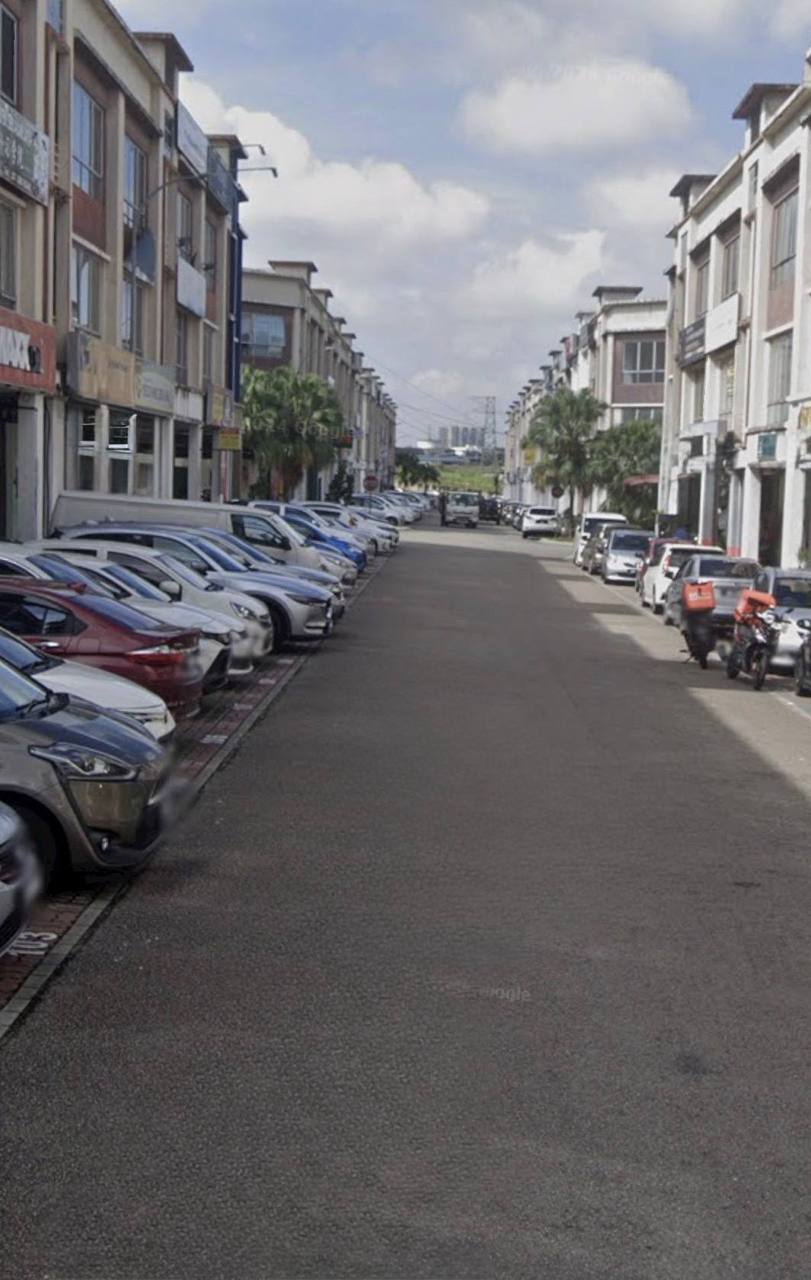 3-Storey Shop Endlot Taman Austin Perdana