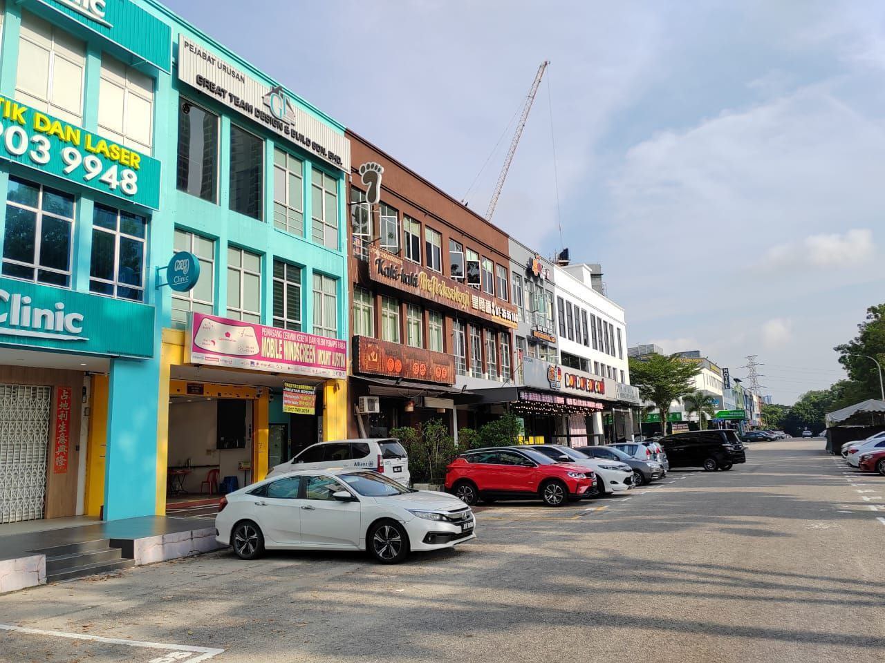 3 storey shoplot Jalan Mutiara Emas 10/19