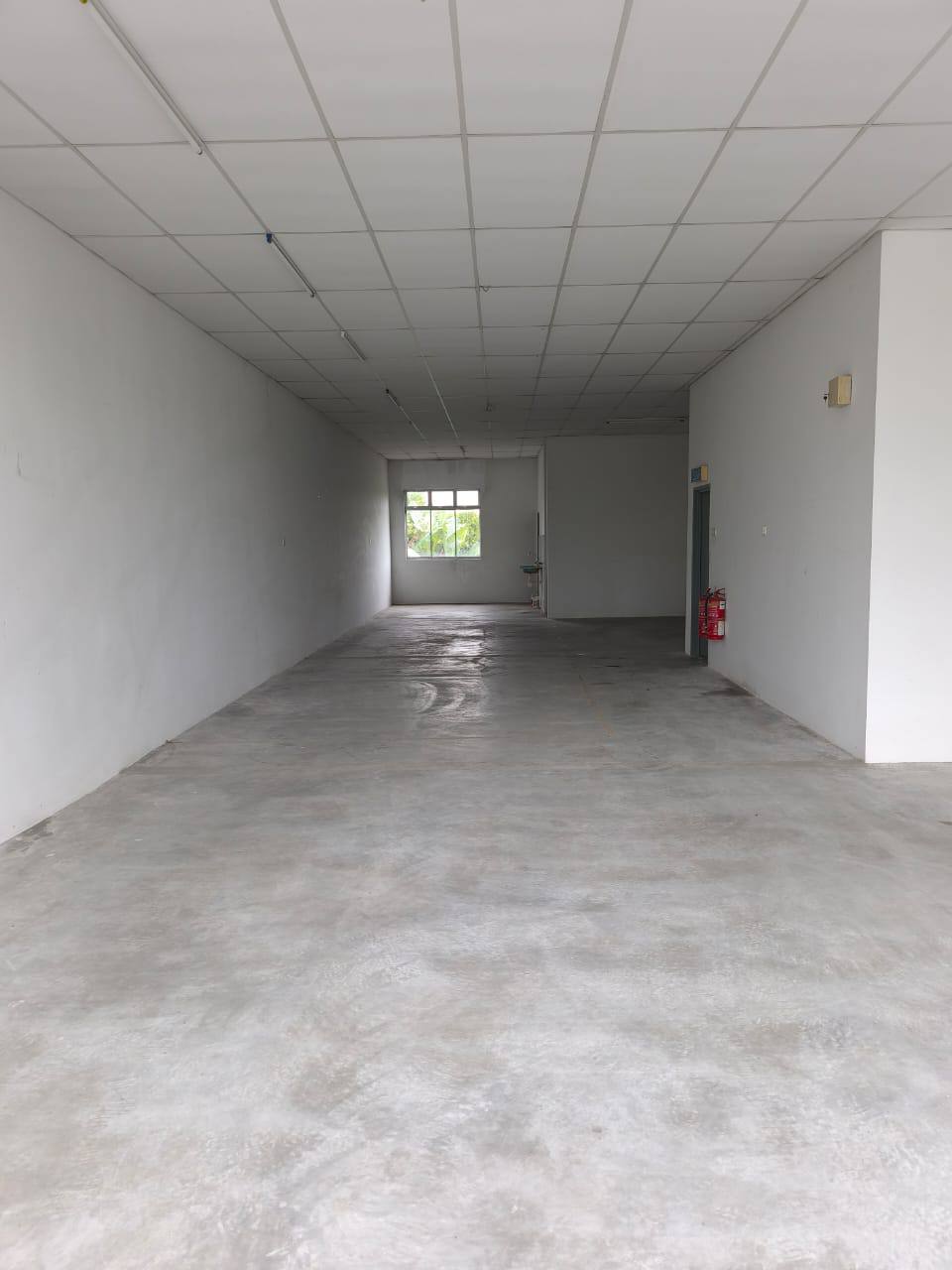 2-sty Shoplot Eco World Shoplot