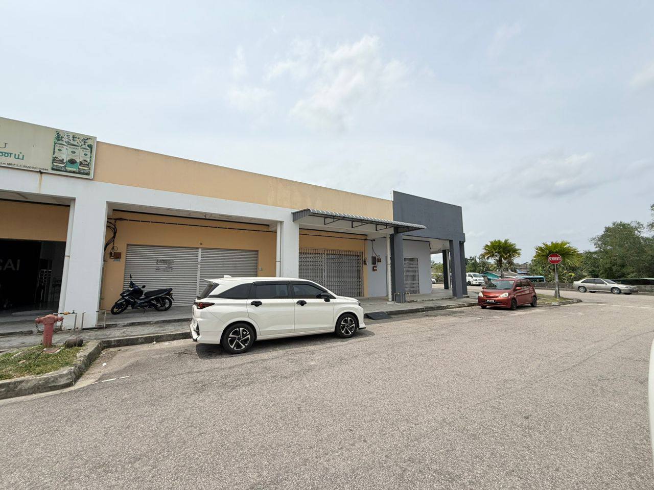 Single Storey Terrace Shop Jalan Denai Denai Nusantara