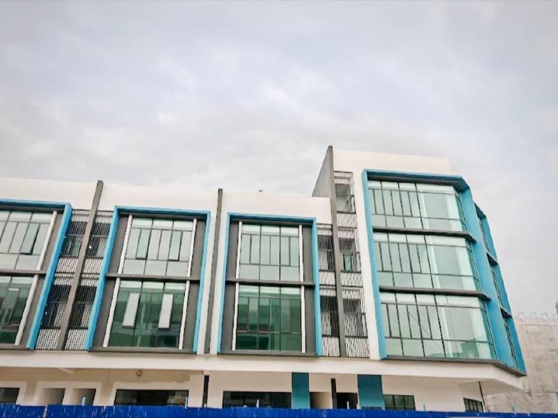 Shoplot Permas Avenue 7