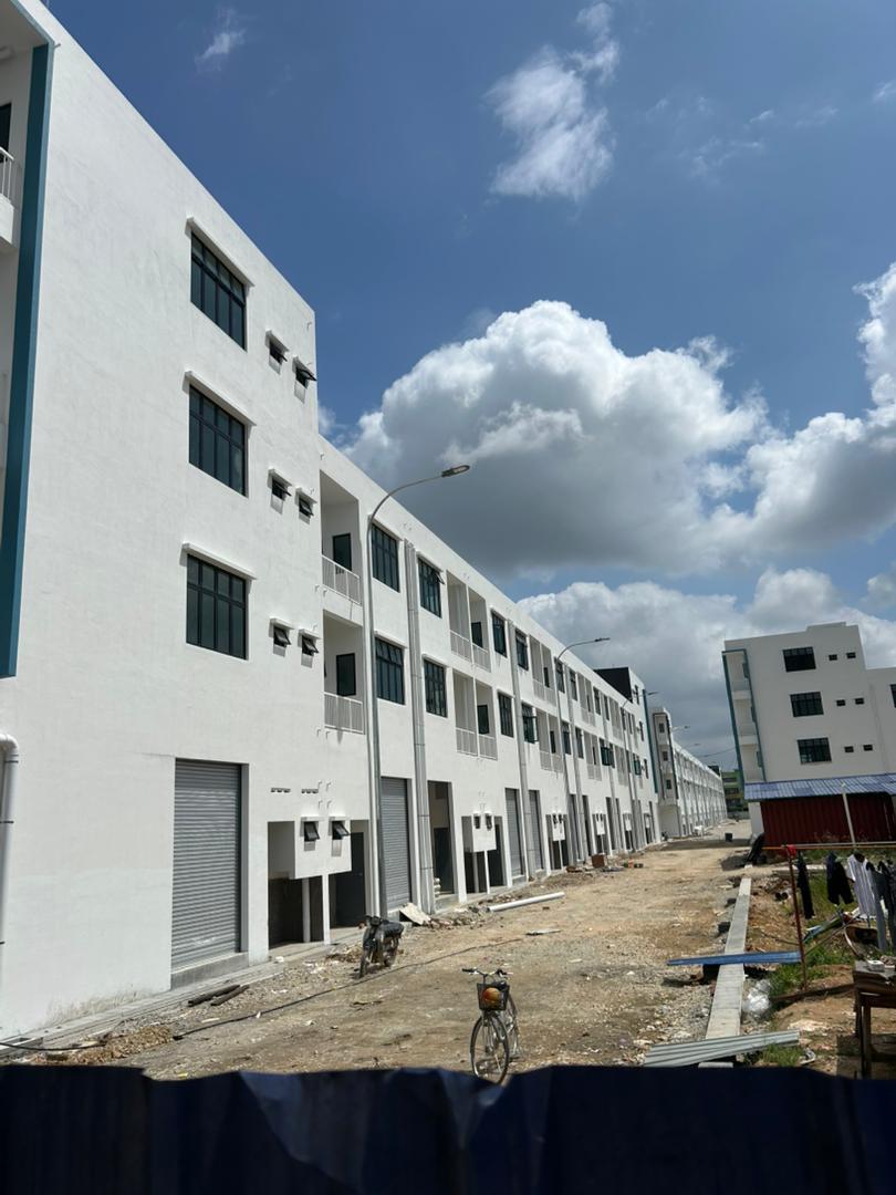 Shoplot Permas Avenue 6