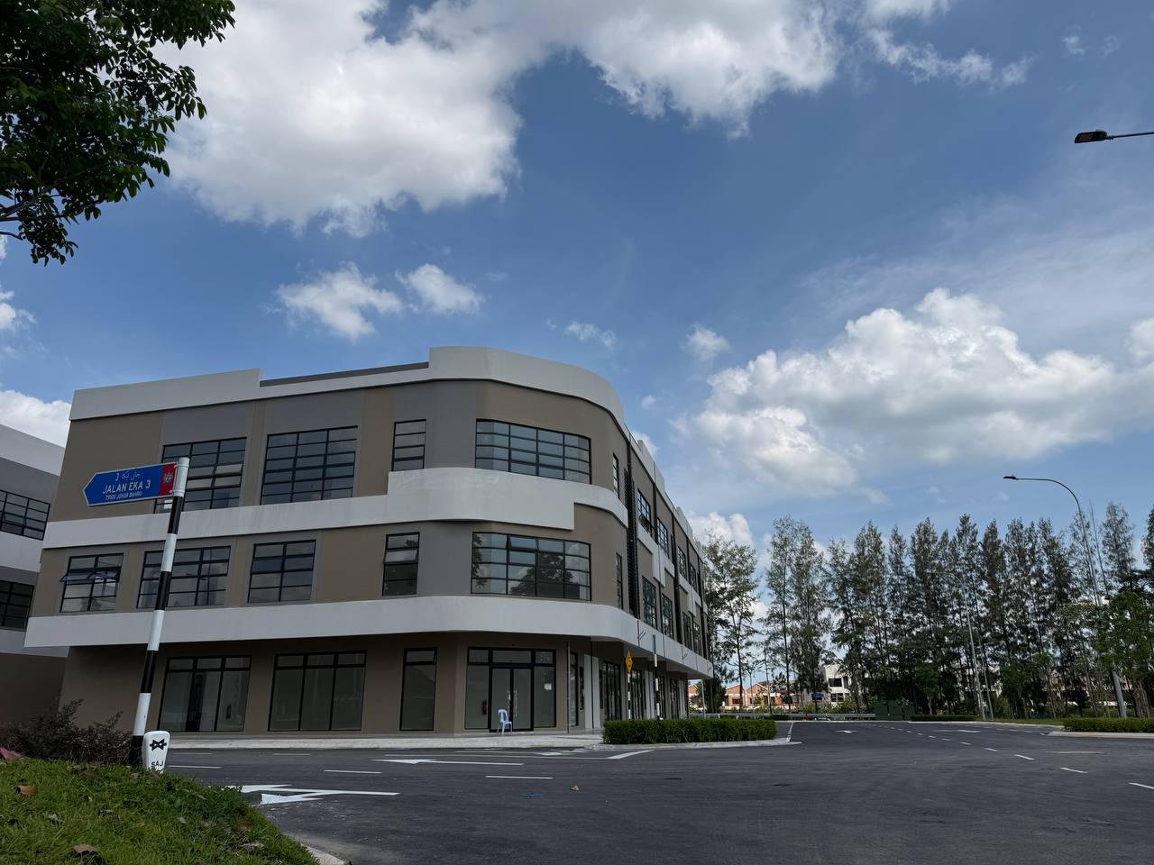 2 Storey Shoplot Horizon Square – photo 1