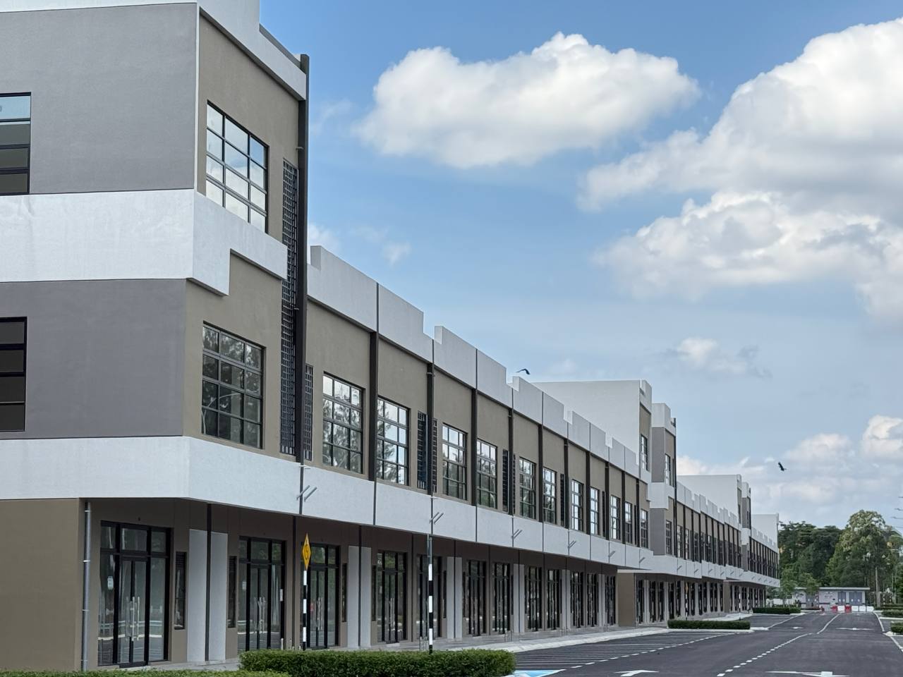 2 Storey Shoplot Horizon Square 6