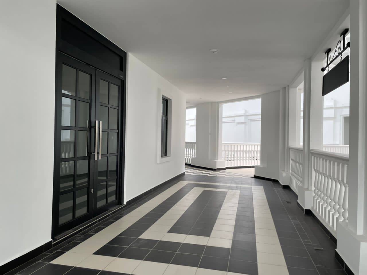 Corner Eco Galleria @ Eco Botanic 6