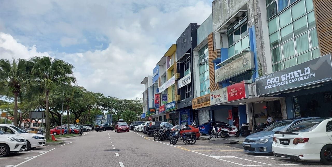 3-Storey Shoplot Bandar Dato Onn 2